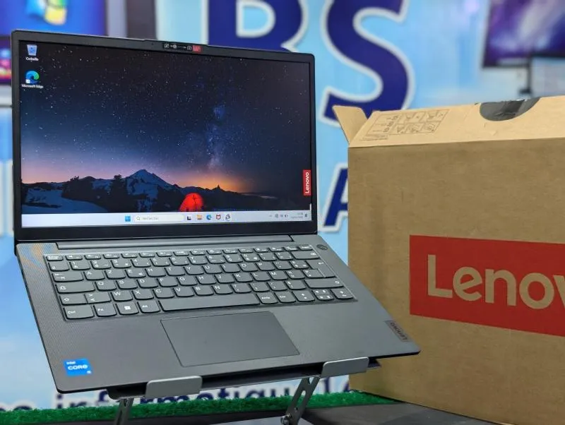 Lenovo V14 — i5-13420H · 8 Go · 256 Go SSD · 14" FHD