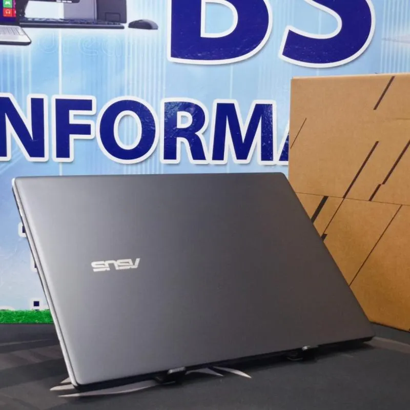 Asus V16 — Intel Core 5 · 16 Go · RTX 4050 · 16" 144 Hz
