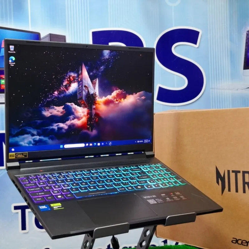 Acer Nitro V16S — Core 7 240H · 16 Go · RTX 5060 · 16" 180 Hz
