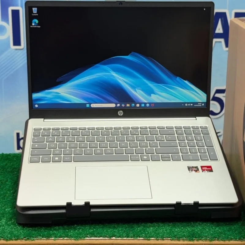 HP 15 — Ryzen 5 7520U · 16 Go · SSD 512 Go · 15.6" Full HD