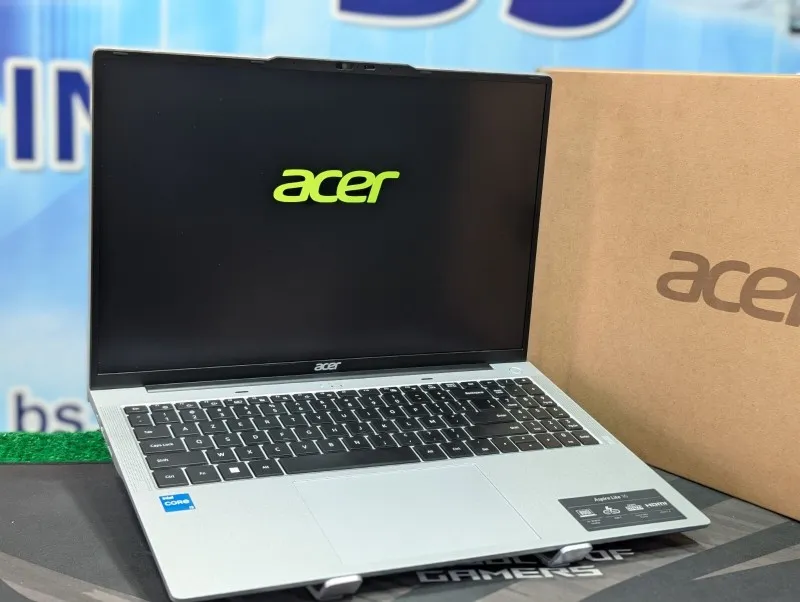Acer Aspire Lite 16 — i3-1305U · 8 Go DDR5 · 16.1" IPS