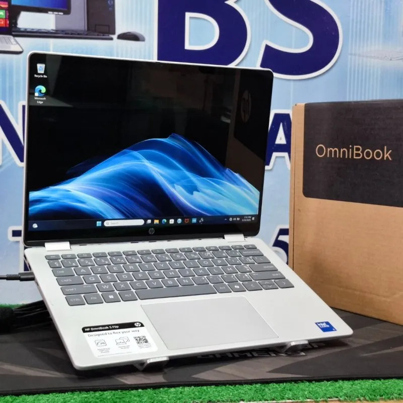 HP OmniBook 5 Flip — Core 5-120U · 8 Go · 14" 2K Tactile