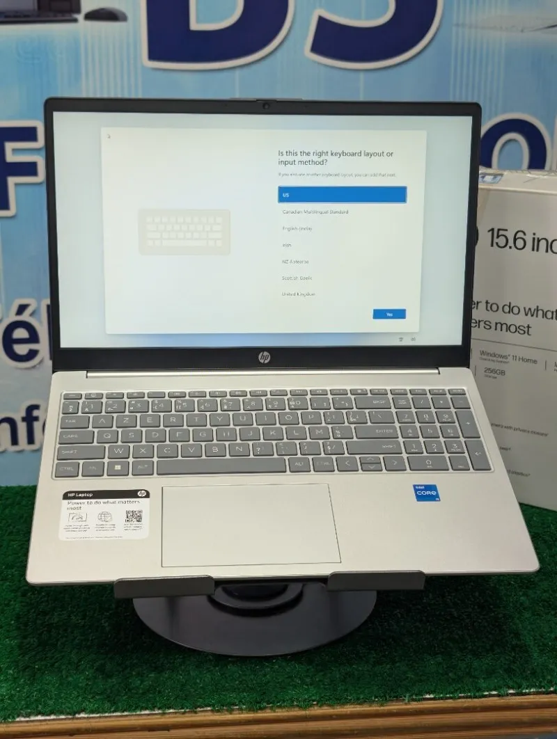HP 15 — i5-1235U · 8 Go · 256 Go SSD · 15.6" Full HD