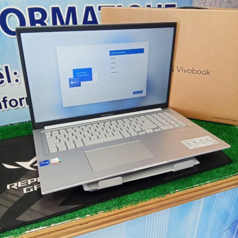 Asus Vivobook 17 — i7-1355U · 16 Go · 17.3" Full HD
