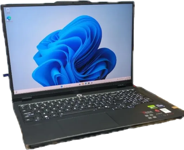 Lenovo Legion Y7000P — i9-14900HX · 32 Go · RTX 5070 · 16" 2K 240 Hz