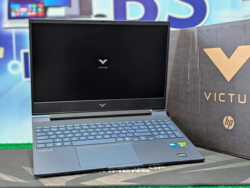 HP Victus 15 — Core 7 · 16 Go · RTX 5050 · 15.6" 144 Hz