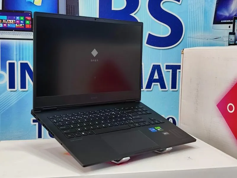 HP OMEN 16 — i7-13620H · 16 Go · RTX 4060 · 16" 165 Hz