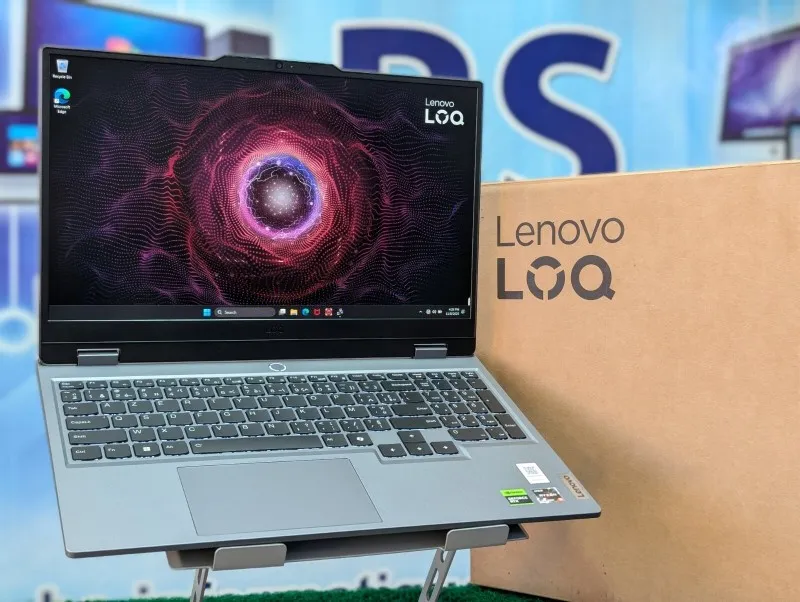 Lenovo LOQ 15 — Ryzen 5 7235HS · 12 Go · RTX 4050 · 15.6" 144 Hz