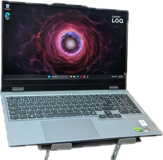 Lenovo LOQ 15 — Ryzen 5 7235HS · 12 Go · RTX 4050 · 15.6" 144 Hz
