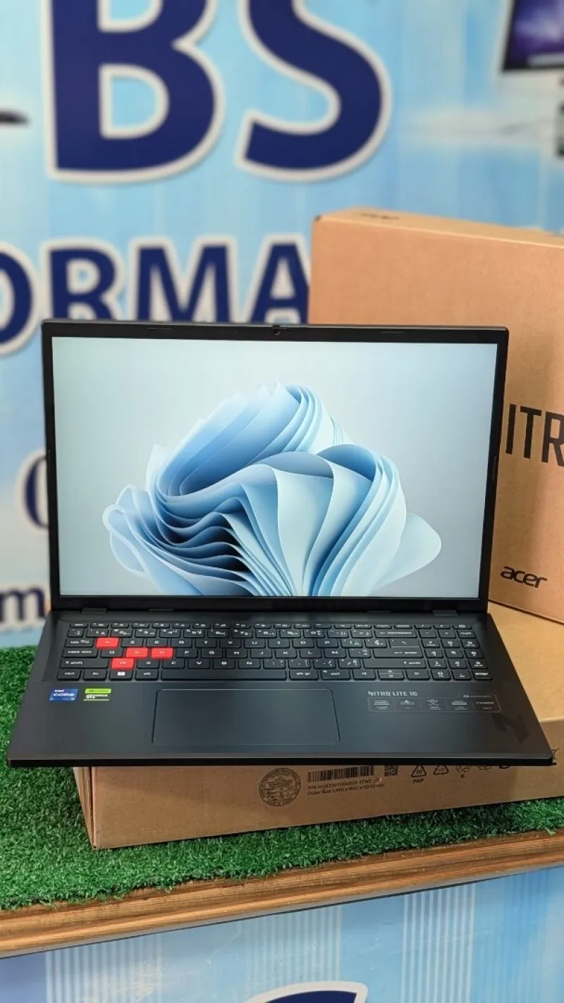 Acer Nitro Lite — i7-13620H · 16 Go · RTX 4050 · 16" 165 Hz