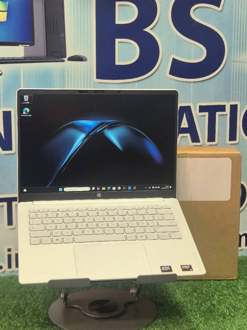 HP OMNIBOOK 3 14-hy0013nf — Ryzen 5 · 16 Go · 512 Go SSD · 14" QHD