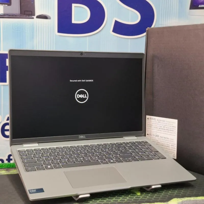 Dell Latitude 5550 — Ultra 5-135U · 16 Go · 256 Go SSD · 15.6" FHD