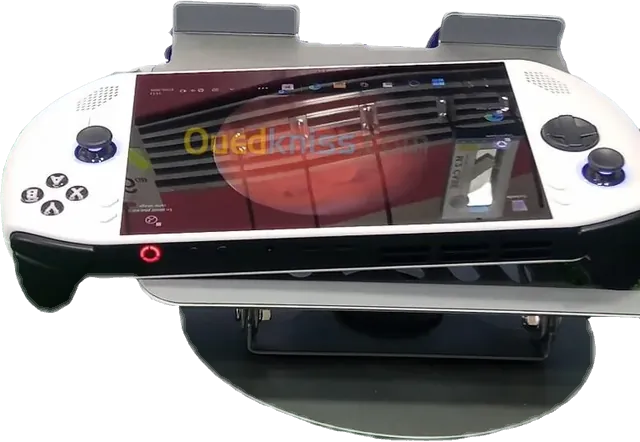 Lenovo Legion Go S — AMD Ryzen Z2 Go · 16 Go · 8" WUXGA 120 Hz