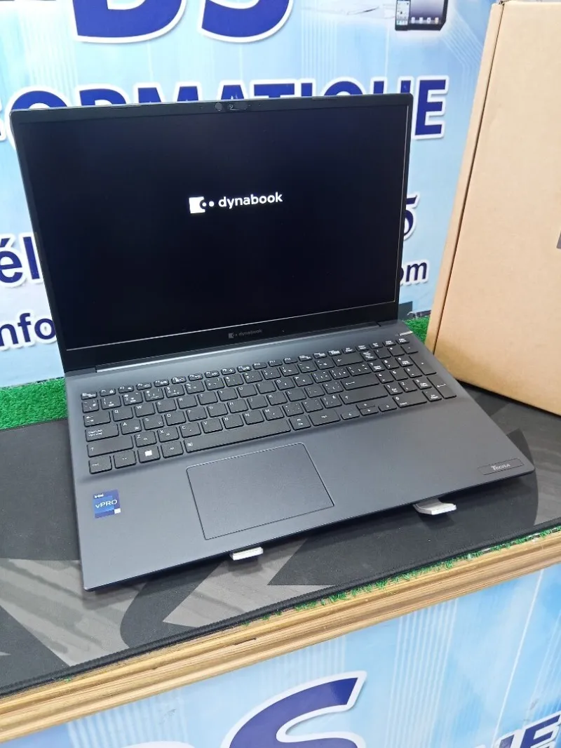 Toshiba Dynabook Tecra A50-K — i5-1240P · 16 Go · 15.6" tactile